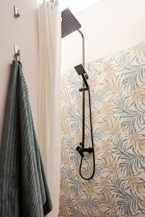 Home Rising Sun - Rooms With Private Bathrooms Catania Bagian luar foto