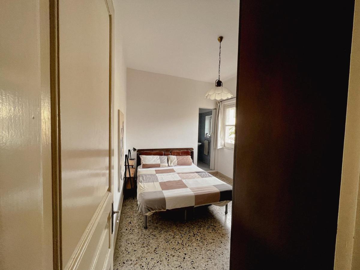 Home Rising Sun - Rooms With Private Bathrooms Catania Bagian luar foto