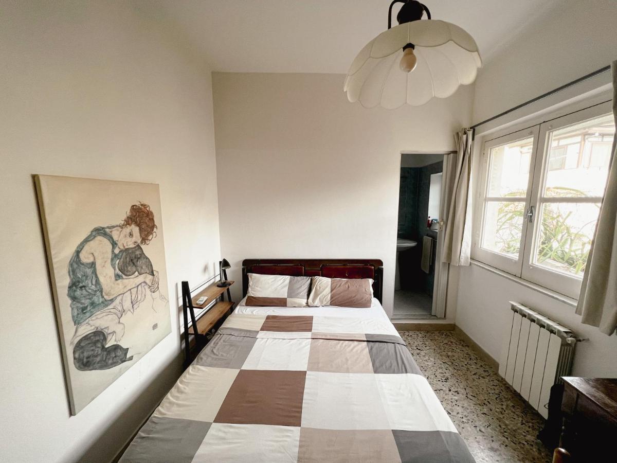 Home Rising Sun - Rooms With Private Bathrooms Catania Bagian luar foto