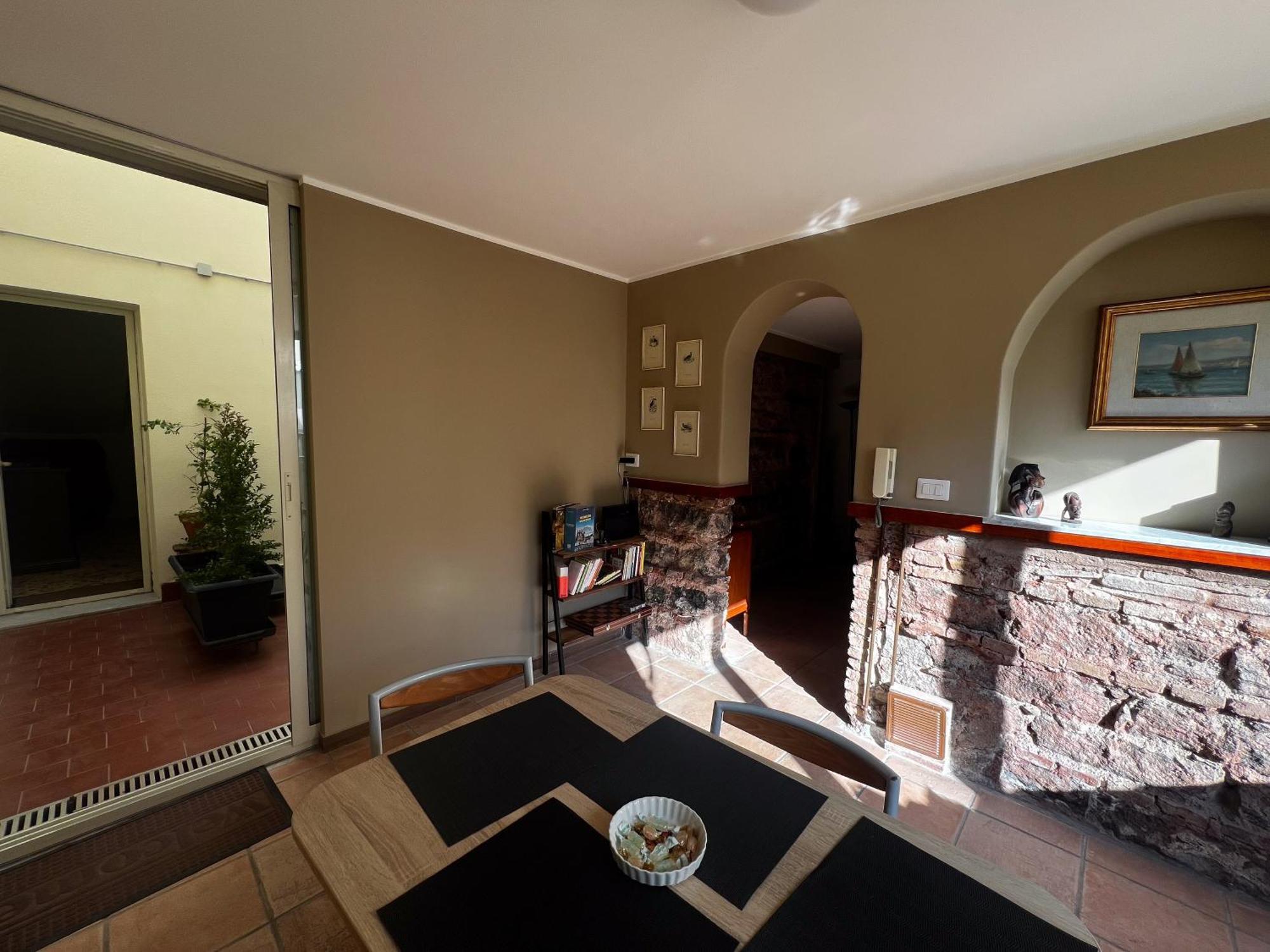 Home Rising Sun - Rooms With Private Bathrooms Catania Bagian luar foto